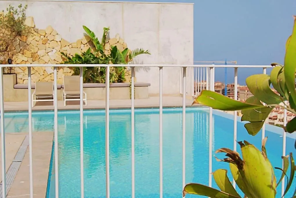 New, Spacious Villa With Amazing Views 贝纳尔马德纳 0*,